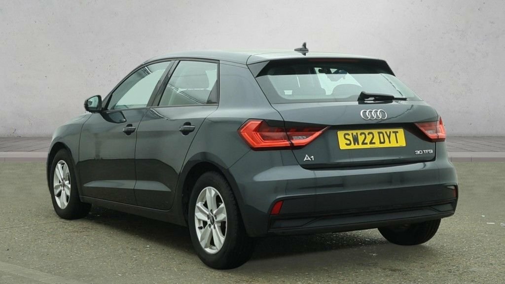 Audi A1 1L Technik SW22DYT Grey #3