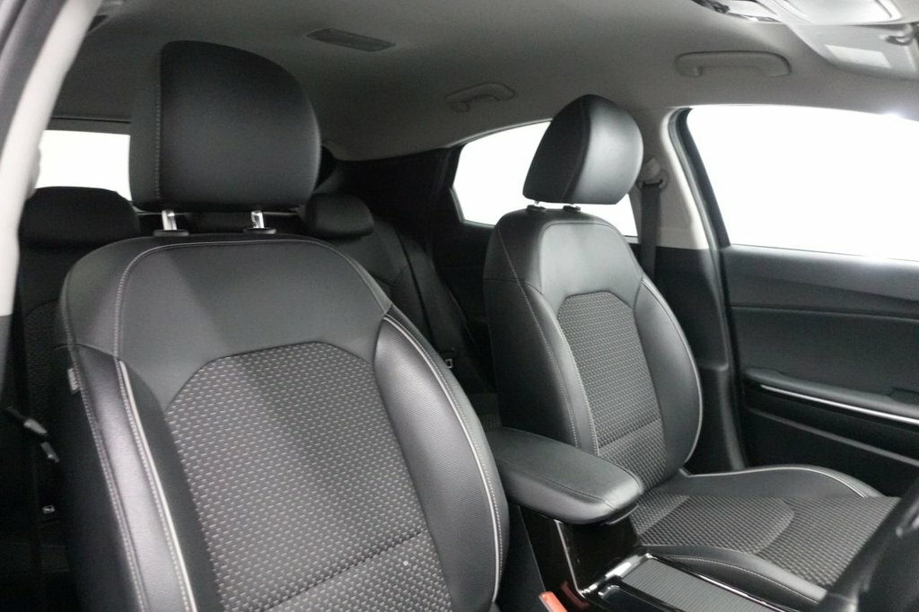 Kia Xceed 1L 3 Black