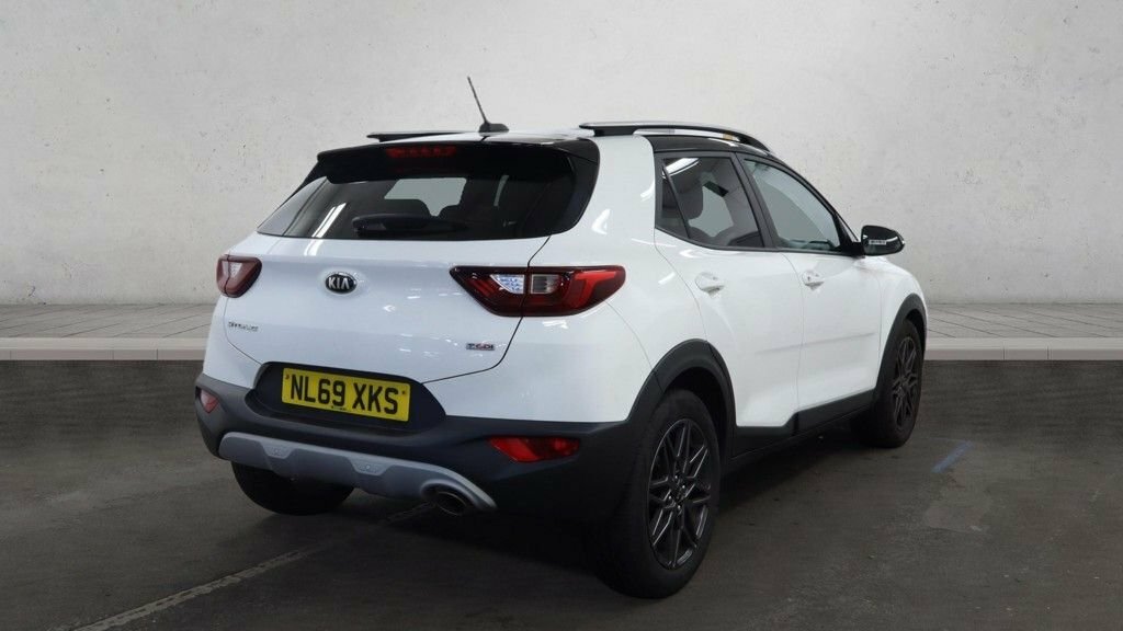 Kia Stonic 1L Maxx White #3