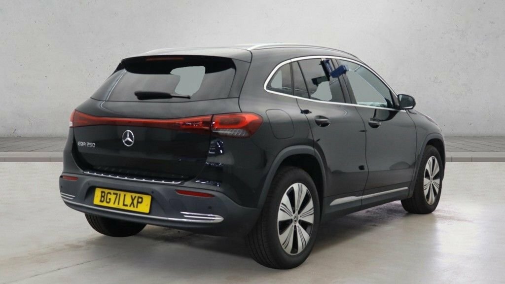 Mercedes-Benz EQA Eqa 250 Sport Black #3