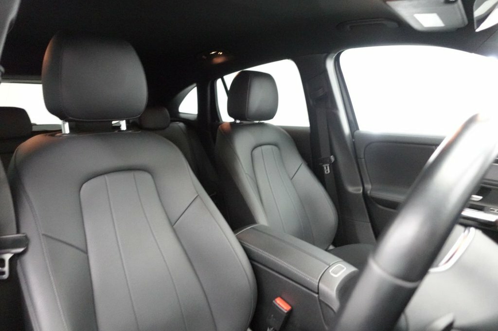 Mercedes-Benz EQA Suv BG71LXP Black #2