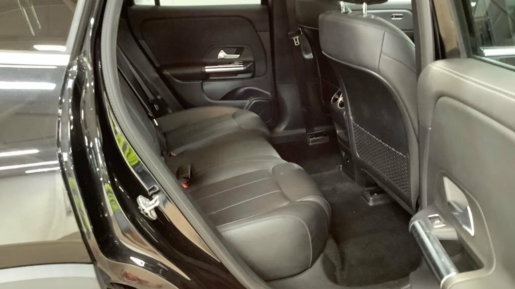 Mercedes-Benz EQA Eqa 250 Sport Black #5
