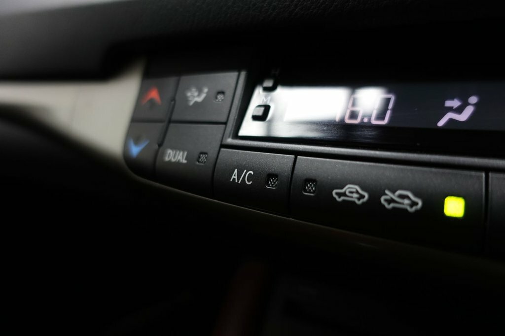 Lexus CT 200H 1.8 Cvt Premium Pack16 Inch Alloy Black #27