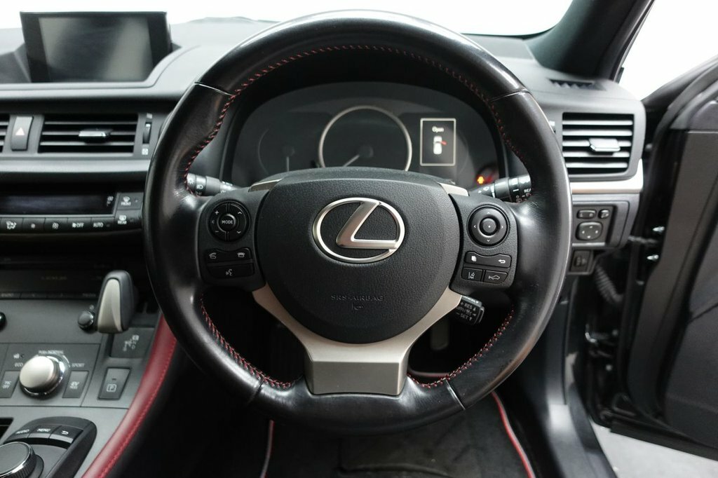 Lexus CT 200H 1.8 Cvt Premium Pack16 Inch Alloy Black #20
