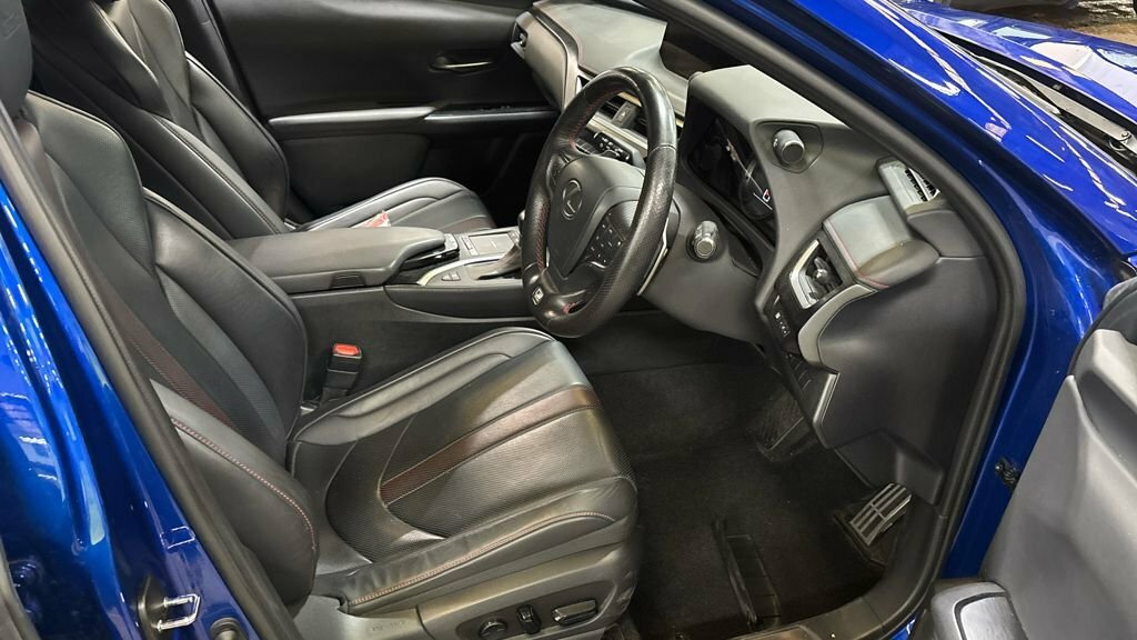 Lexus UX Hatchback Black #7