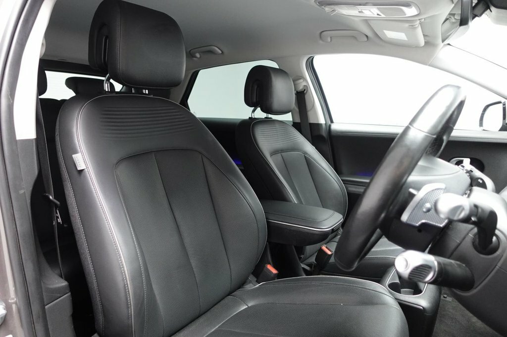 Hyundai Ioniq 5 Hatchback KM22VUV Green #3