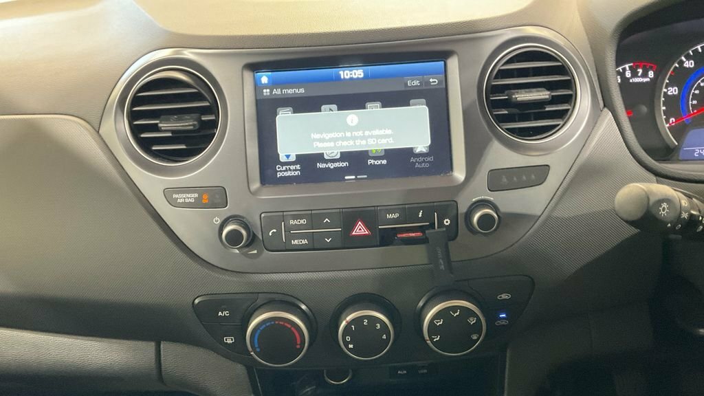 Hyundai I10 1L Go Se White #2