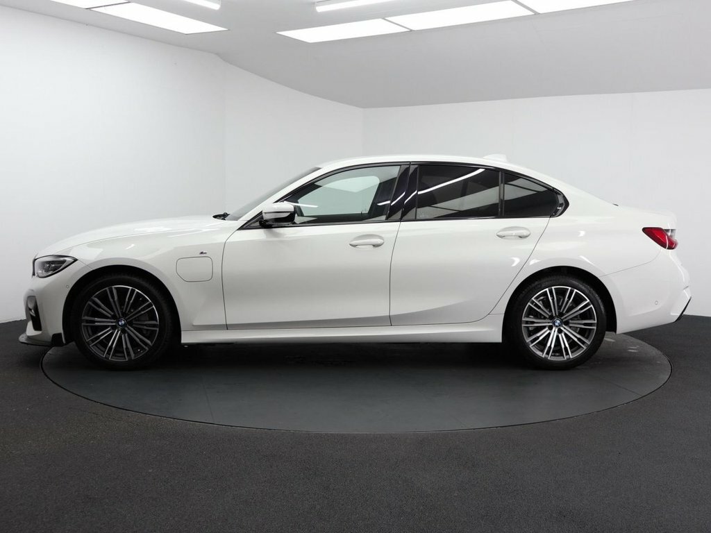 BMW 3 Series 2L M Sport White #5