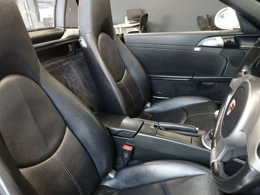 Porsche Boxster 987 Black #14