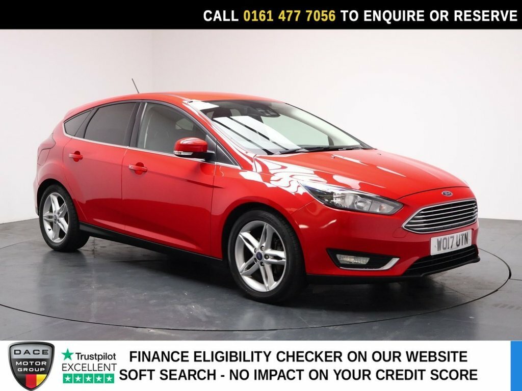 Ford Focus 1L Titanium Red