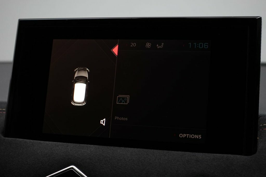 DS DS 3 Crossback 100Kw E-tense Performance Line 50Kwh White #14