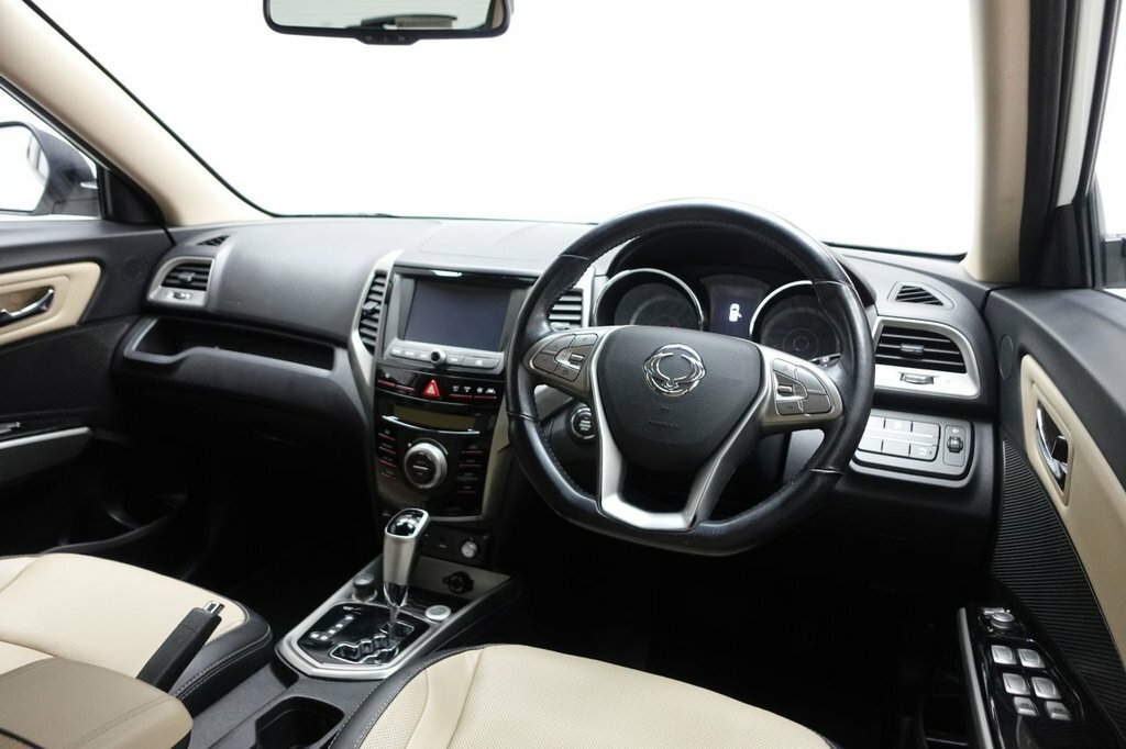 SsangYong Tivoli E-xgi Elx Grey #11