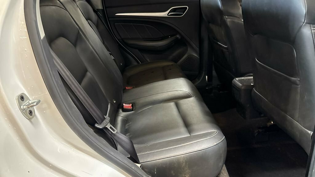 MG ZS Zs Exclusive T White #7