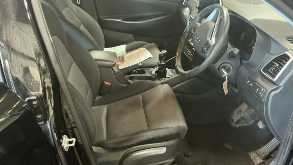 Hyundai Tucson 1.6L Se Nav DP19LGE Black #2