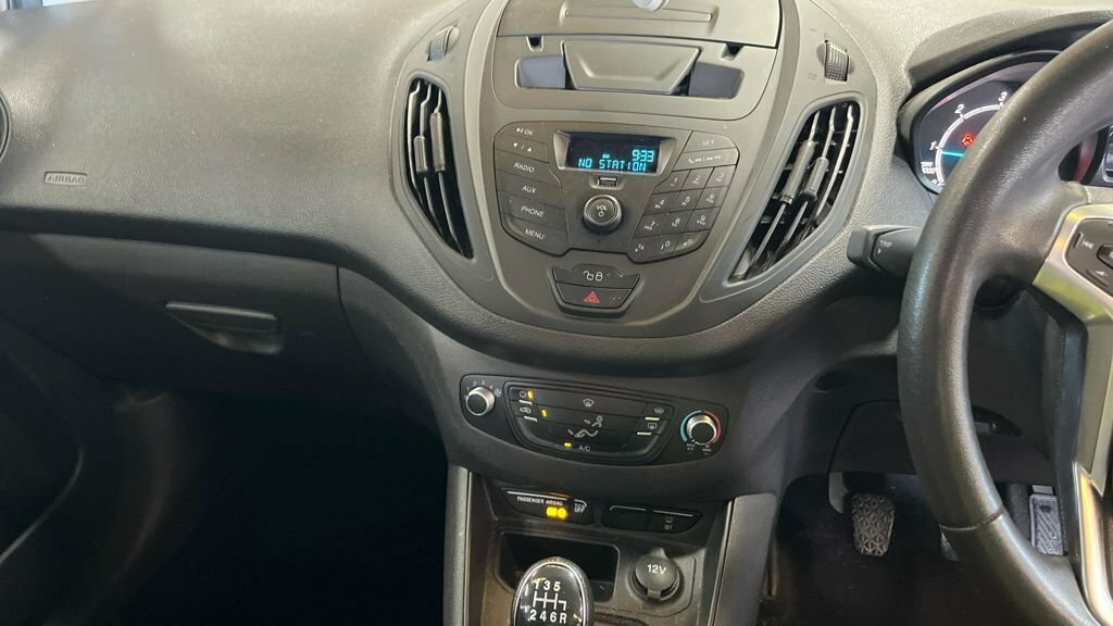 Ford Tourneo Courier 1.5L Zetec Silver #2