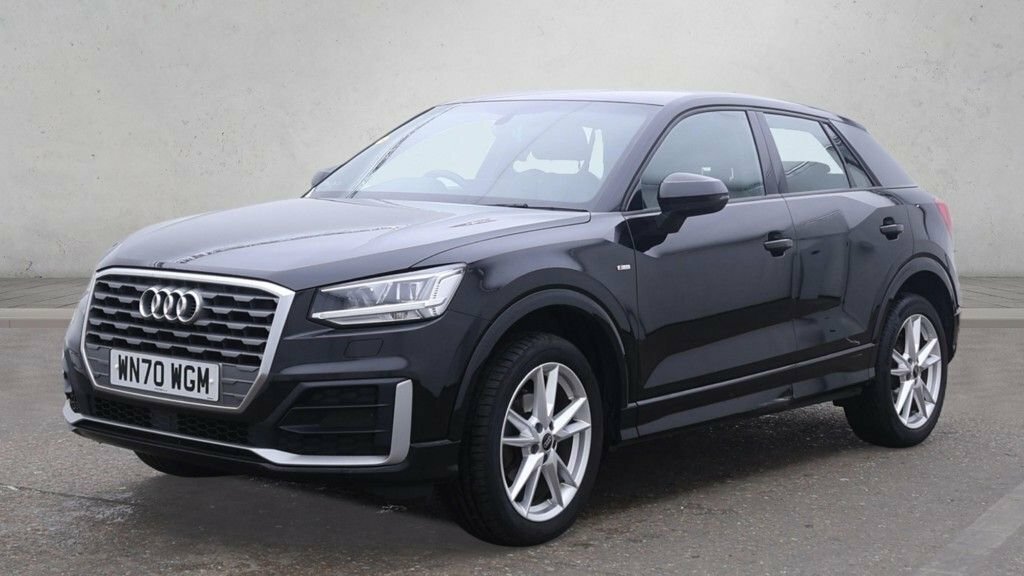 Audi Q2 1.5L S Line Black #4