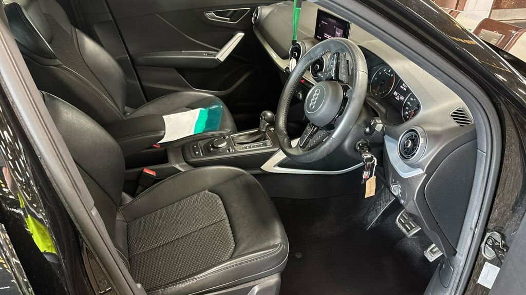 Audi Q2 1.5L S Line Black #2
