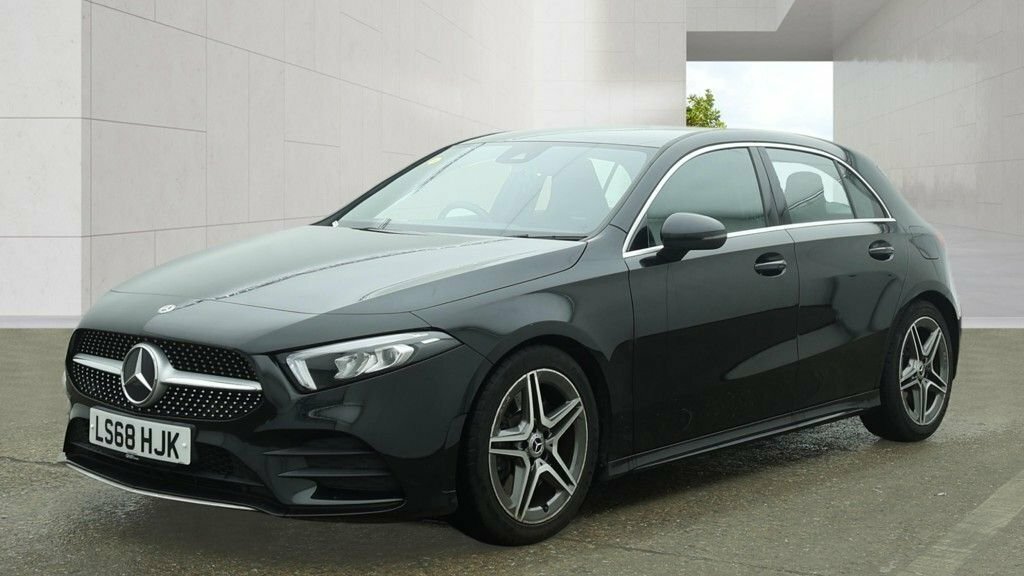 Mercedes-Benz A Class 2L Amg Line Black #2