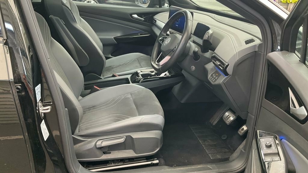 Volkswagen ID.5 Id5 Style Professional Performance Black #2