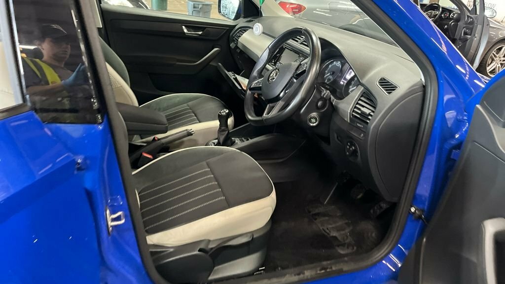 Skoda Fabia 1L Se L Blue #2