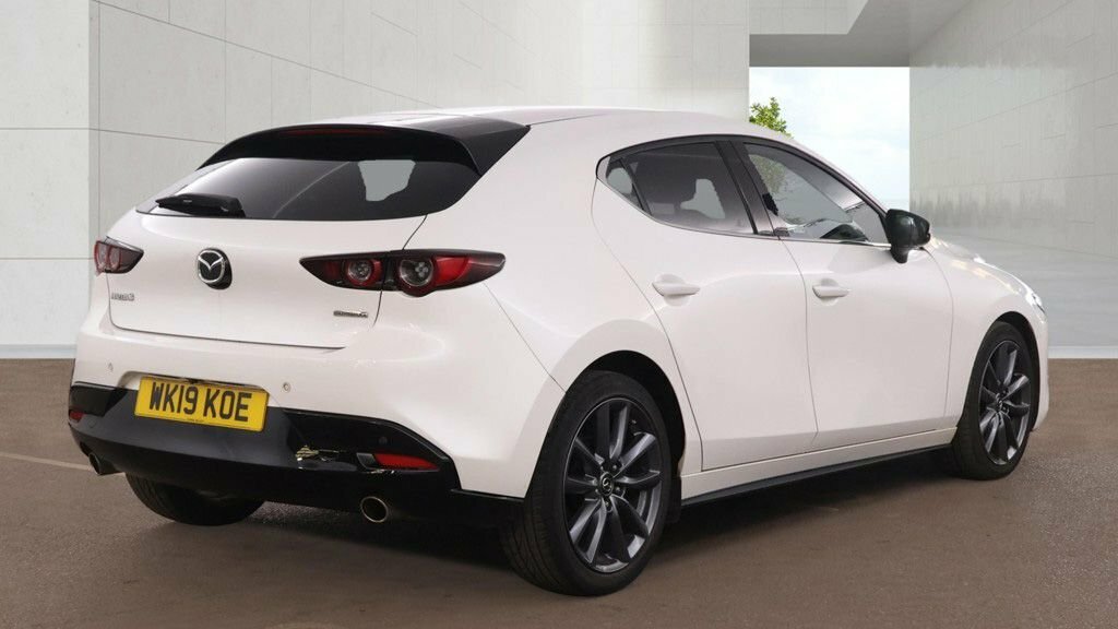 Mazda 3 2L Sport Lux White #4