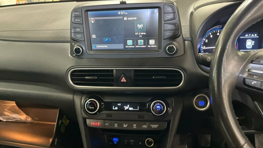 Hyundai Kona 1L Premium White #3