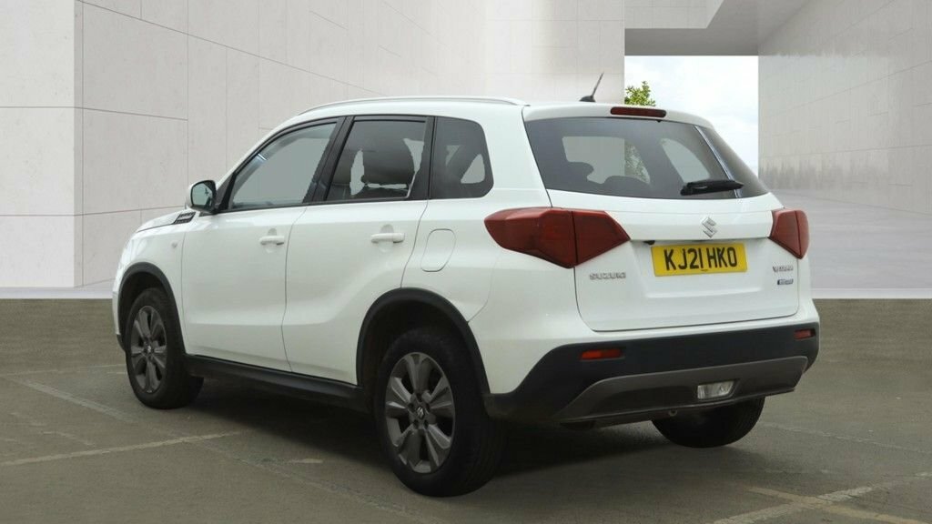 Suzuki Vitara 1.4L Sz-t White #4