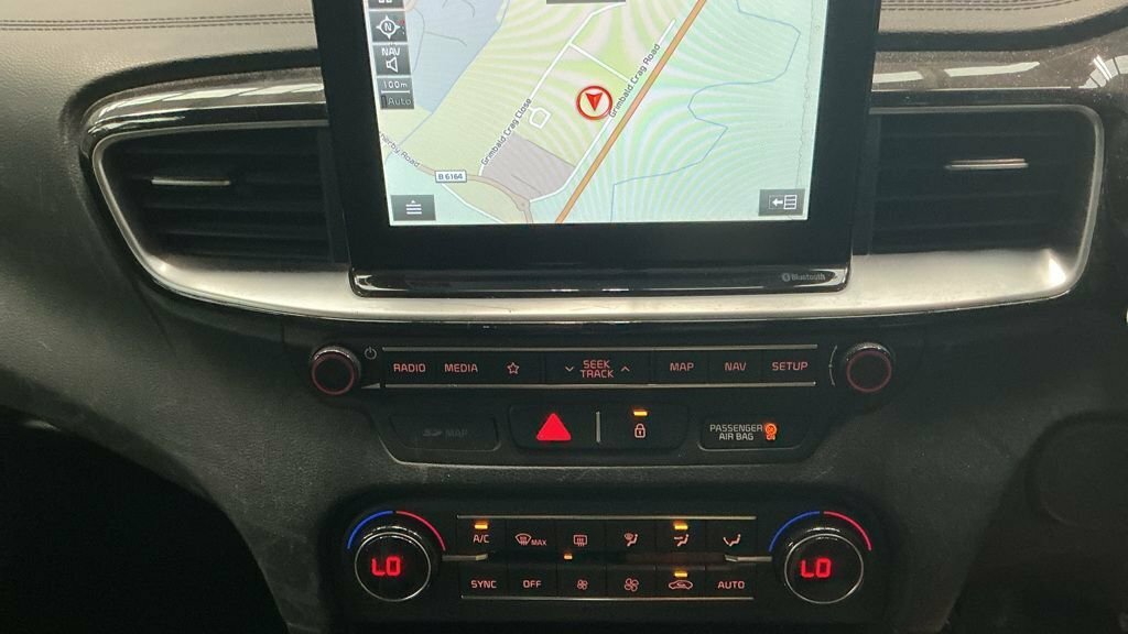 Kia Ceed 1L 3 Red #2