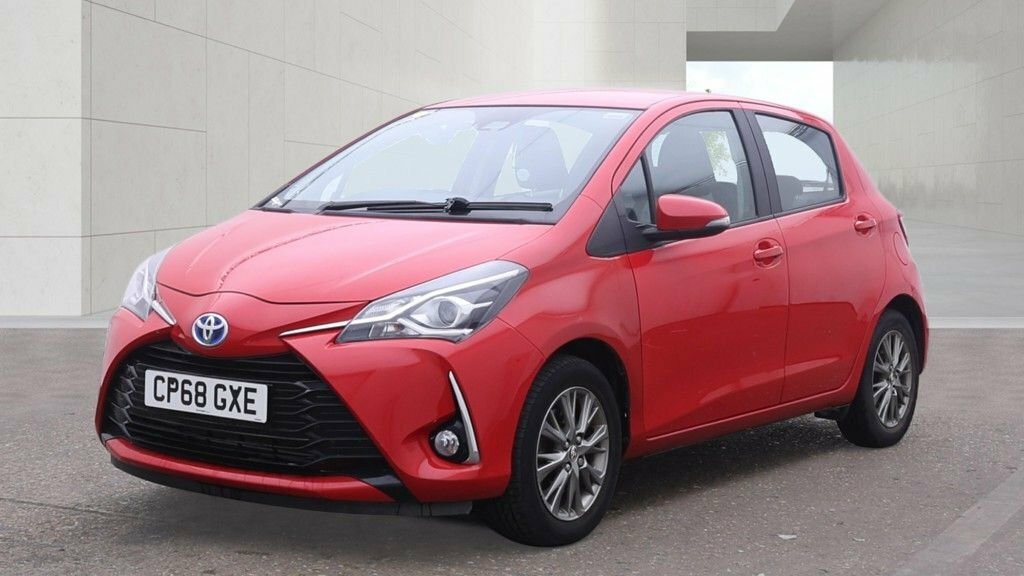 Toyota Yaris Hatchback Blue #3