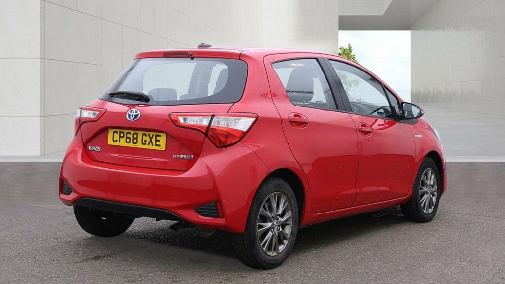 Toyota Yaris Hatchback Blue #5