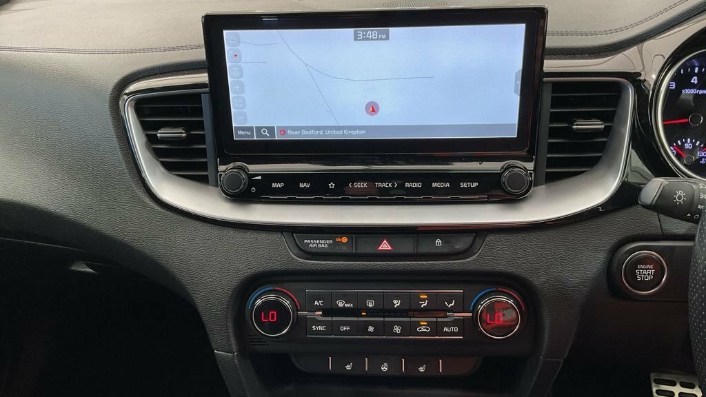 Kia Proceed 1.6L Gt White #2