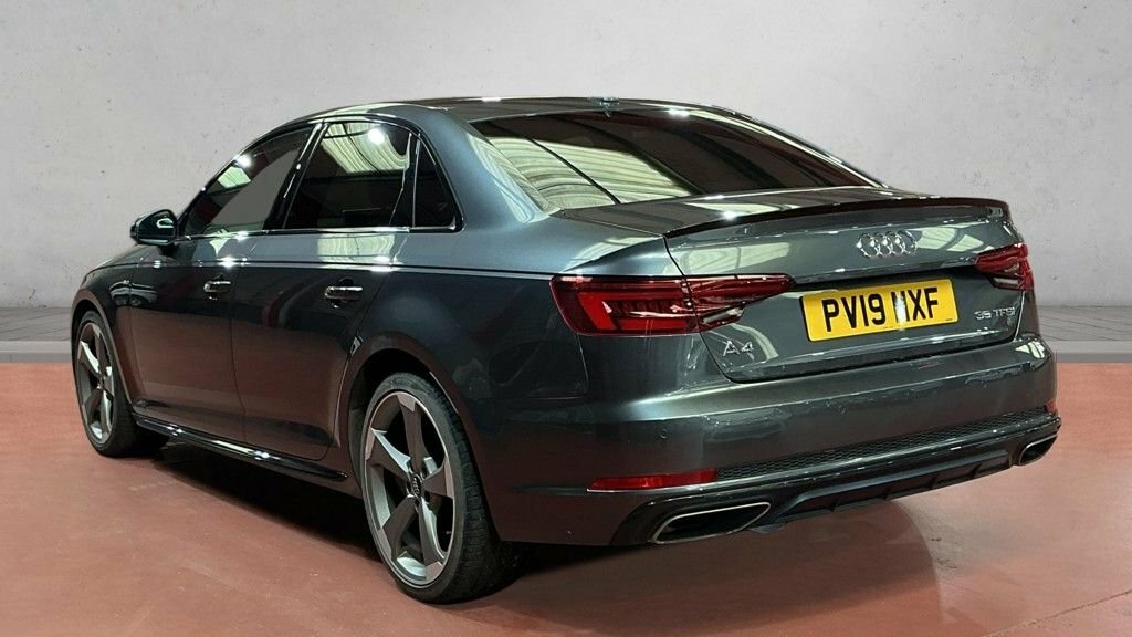 Audi A4 2L Black Edition Grey #5