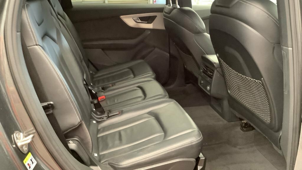 Audi Q7 Q7 S Line 55 Tfsi E Quattro Red #8
