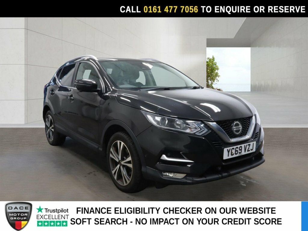 Nissan Qashqai 1.3L N-connecta Black