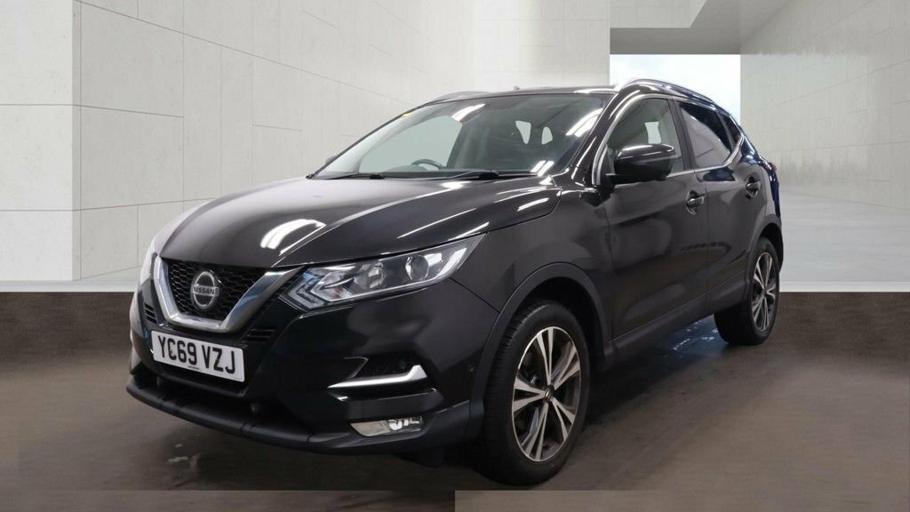 Nissan Qashqai 1.3L N-connecta YC69VZJ Black #2
