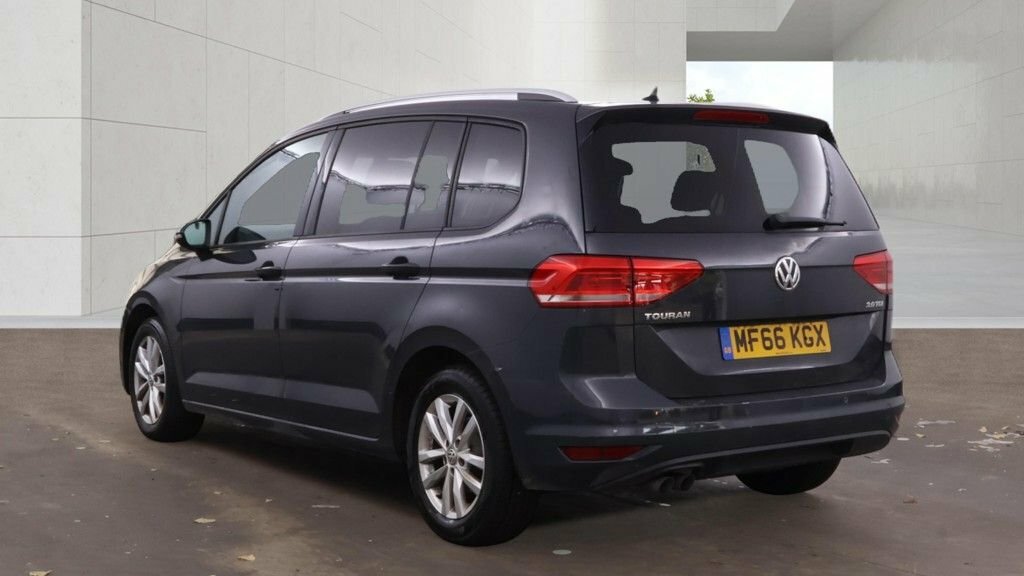 Volkswagen Touran 2L Se Grey #3