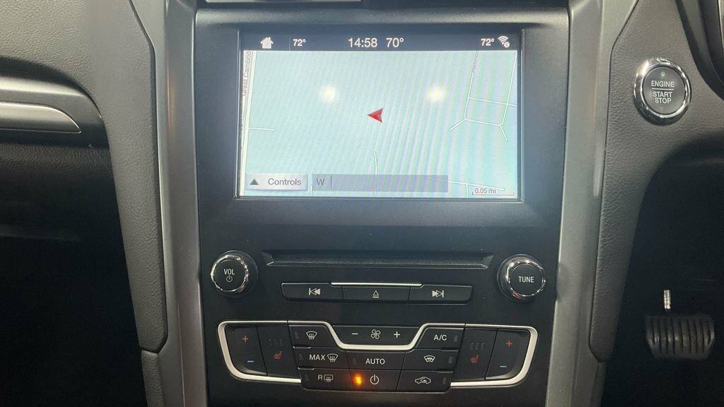 Ford Mondeo 2L Titanium Blue #2