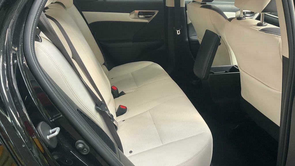 Lexus CT 1.8L Luxury Black #5