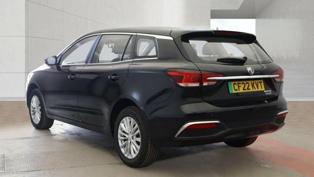 MG MG5 Estate Black #4