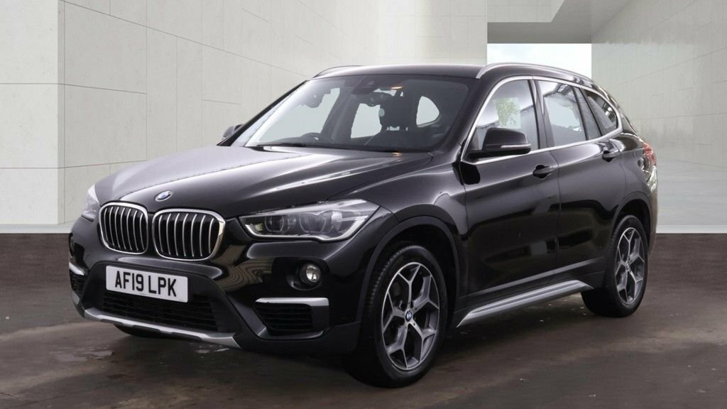BMW X1 1.5L Xline Black #2