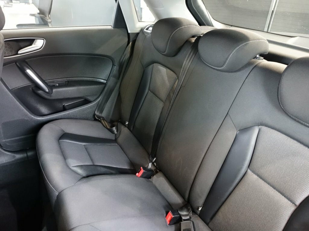 Audi A1 A1 Sportback Tfsi Sport Silver #11