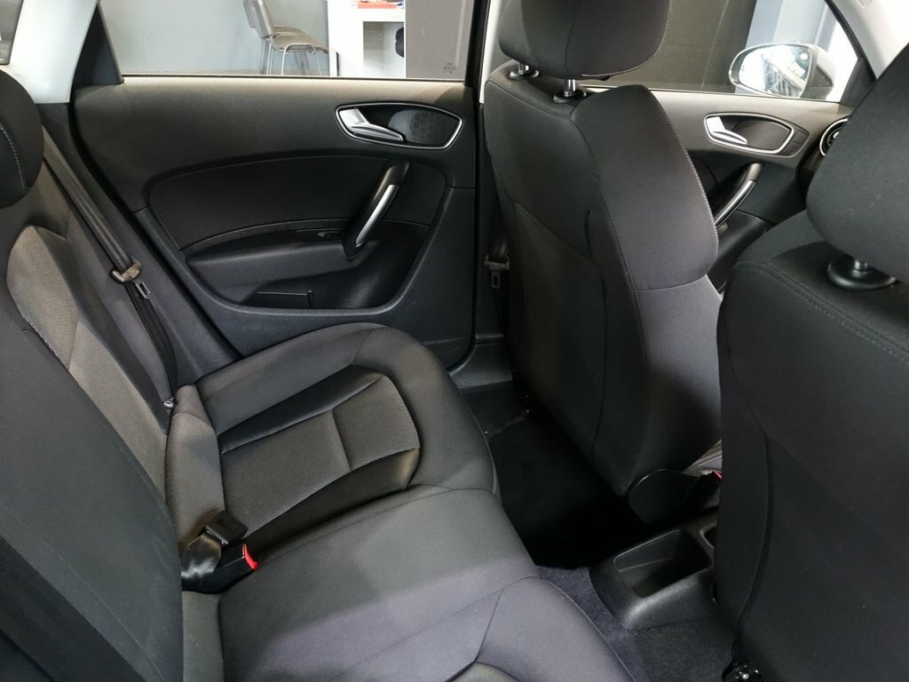 Audi A1 A1 Sportback Tfsi Sport Silver #9