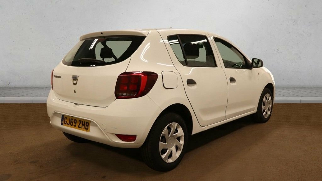 Dacia Sandero 0.9L Essential White #3