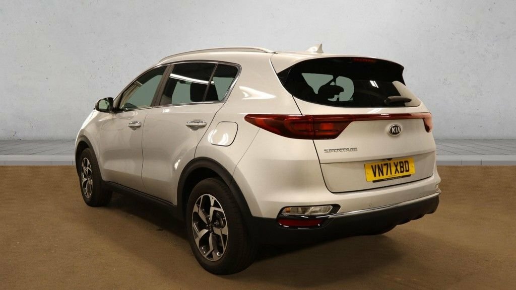 Kia Sportage 2 Isg White #4