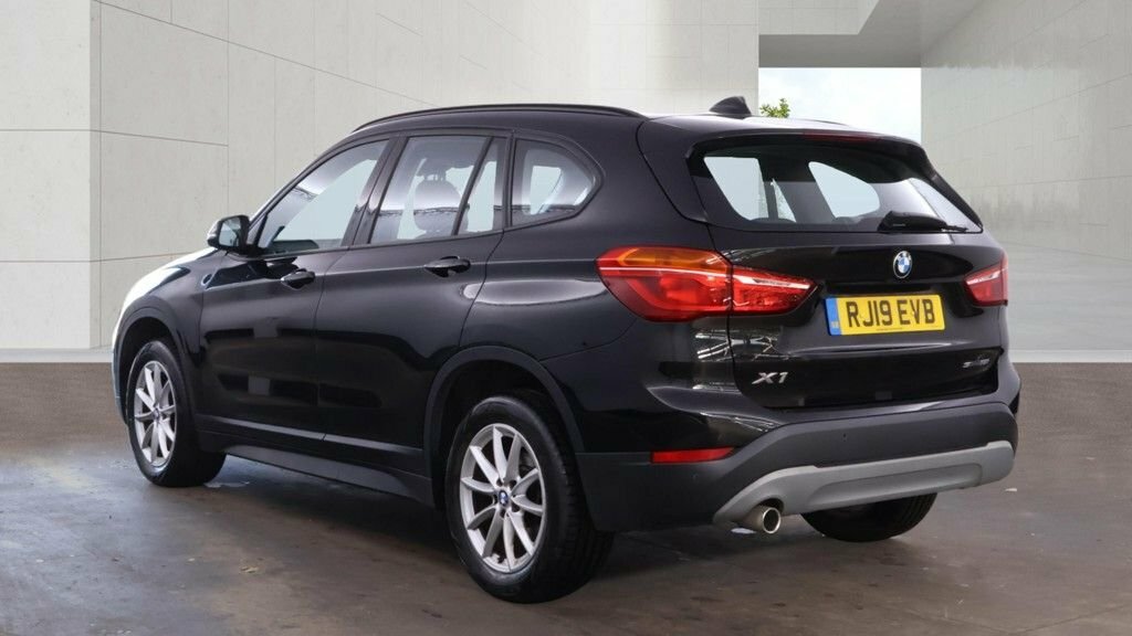 BMW X1 1.5L Se Black #4