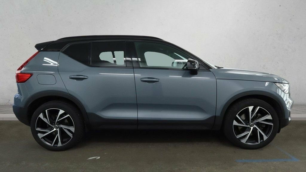 Volvo XC40 2.0 B4p R Design Pro Red #7