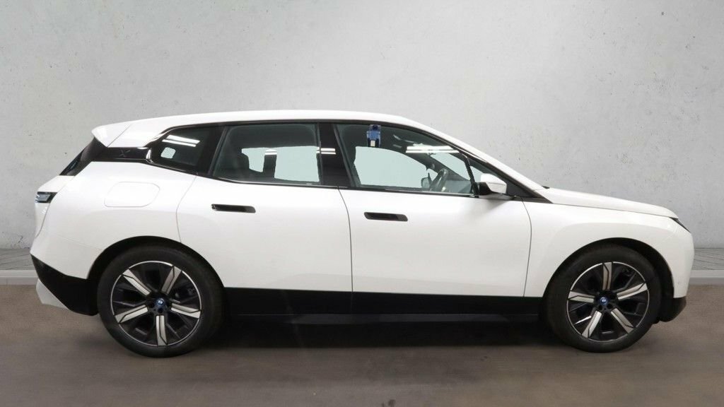 BMW iX Suv White #6