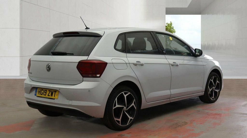 Volkswagen Polo Black #4