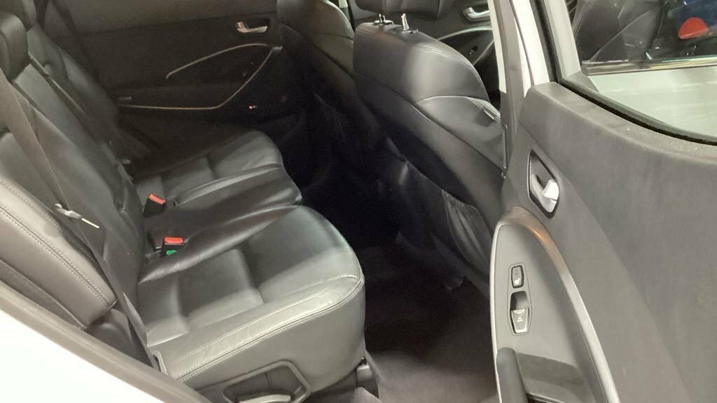 Hyundai Santa Fe 2.2L Premium White #6