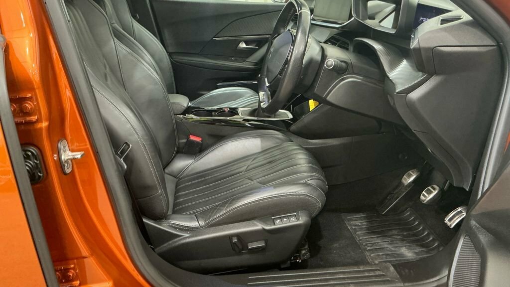 Peugeot 2008 1.5L Gt DE21NLT Orange #3
